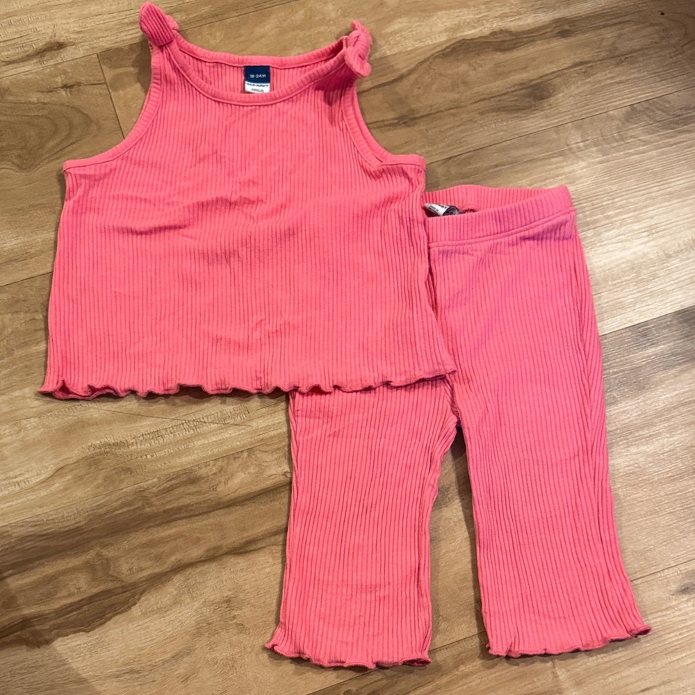 Pink Ribbed Tank and Capri Set